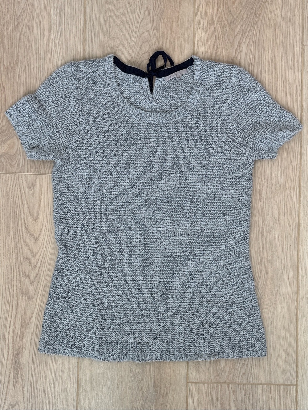 GAP Short Sleeve Sweater Gray Marled Textured Knit Tie Back Keyhole Autumn Top S
